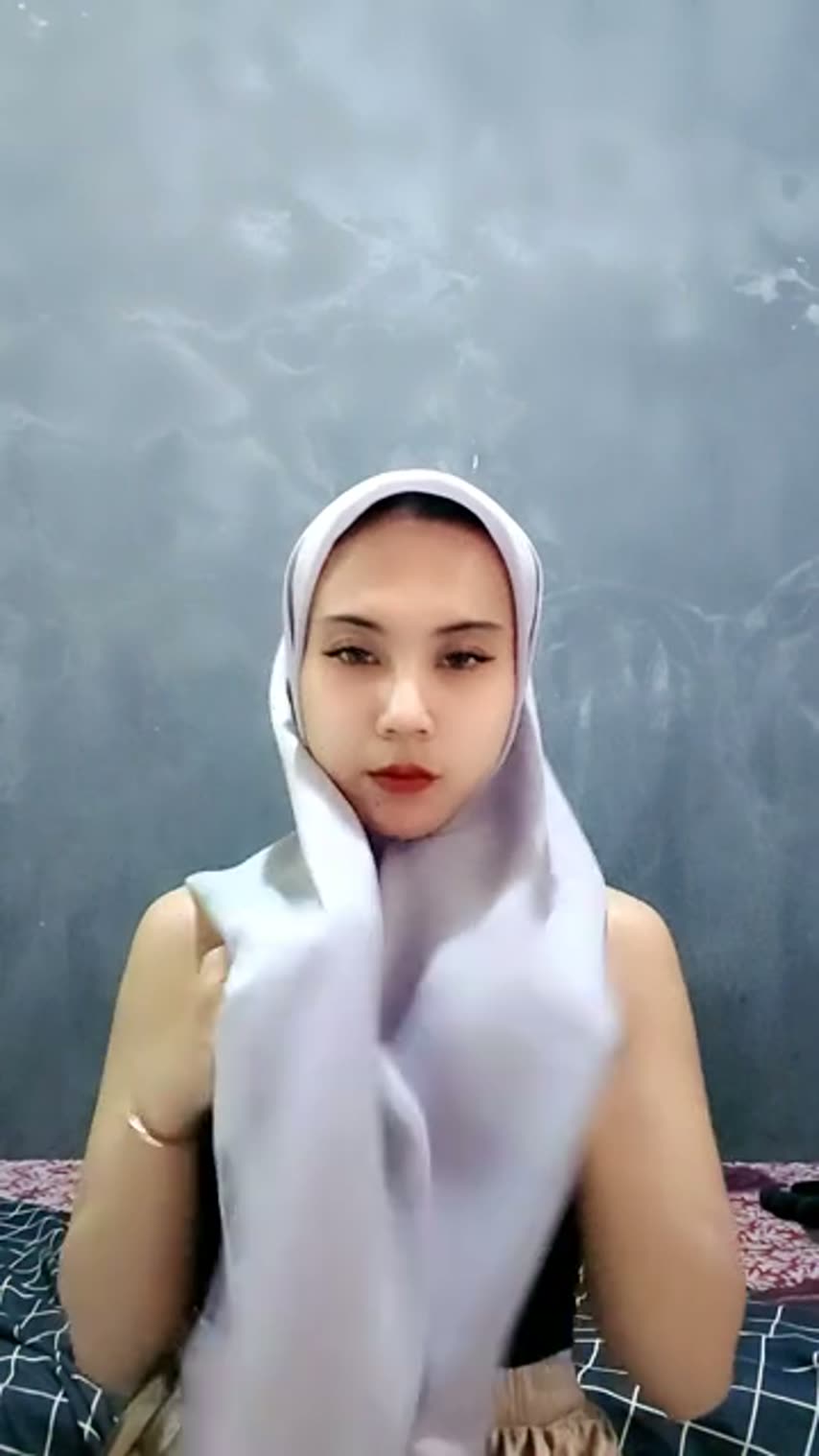 Butterfly Host Hot51 Jilbab Cantik Joged Bugil Colmek Live