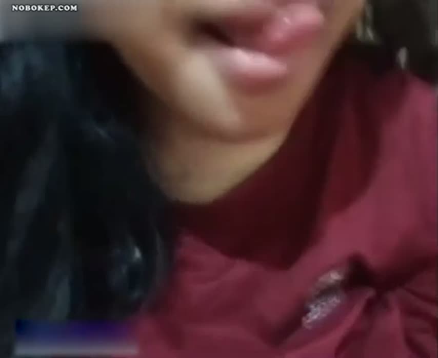 Cewek Indo Pakai Seragam Sekolah Open Bo