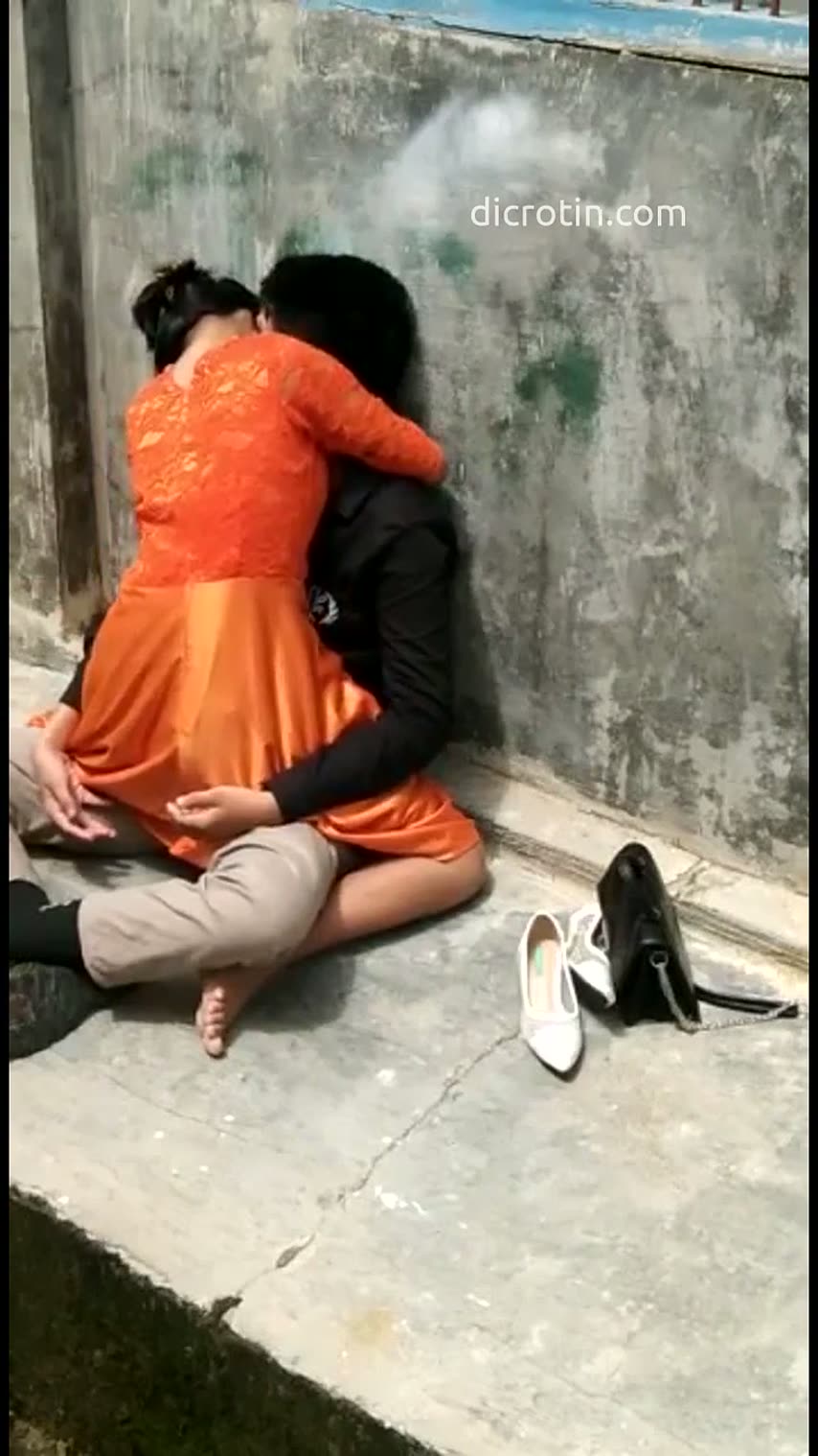Dua Pemuda Gen Z Nekat Ngewe Di Gang Sempit