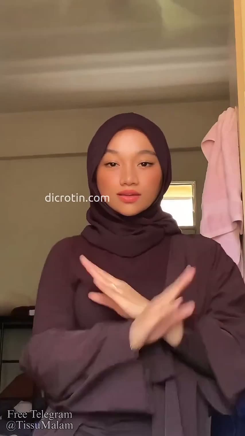 Kolpri Gayatri Hijab Cantik Gabut Mainin Diri Sendiri