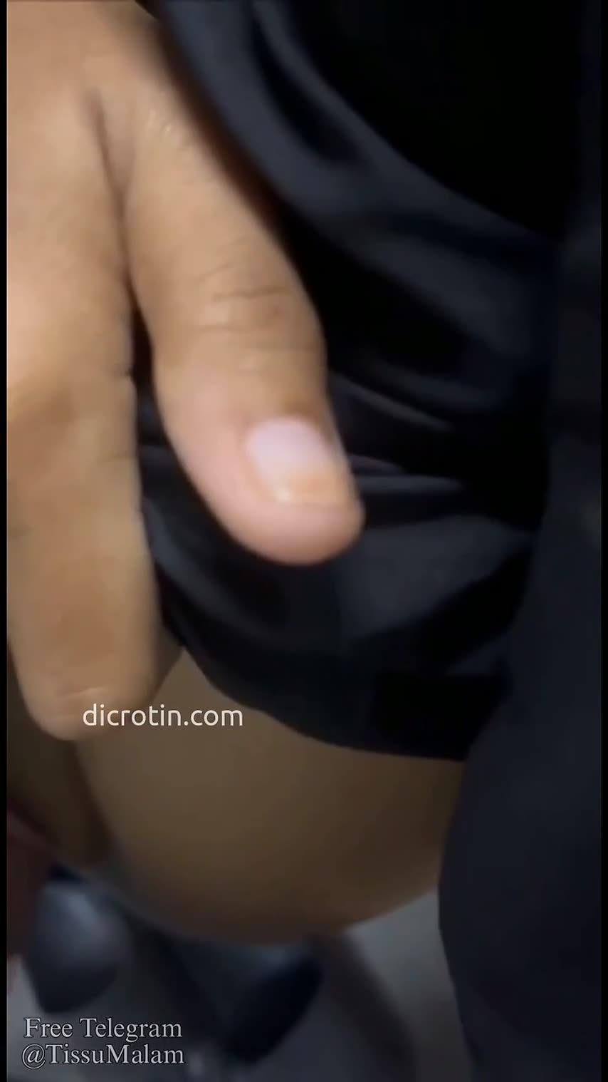 Nadila Hijab Tocil Ngenskuy Sama Pacar