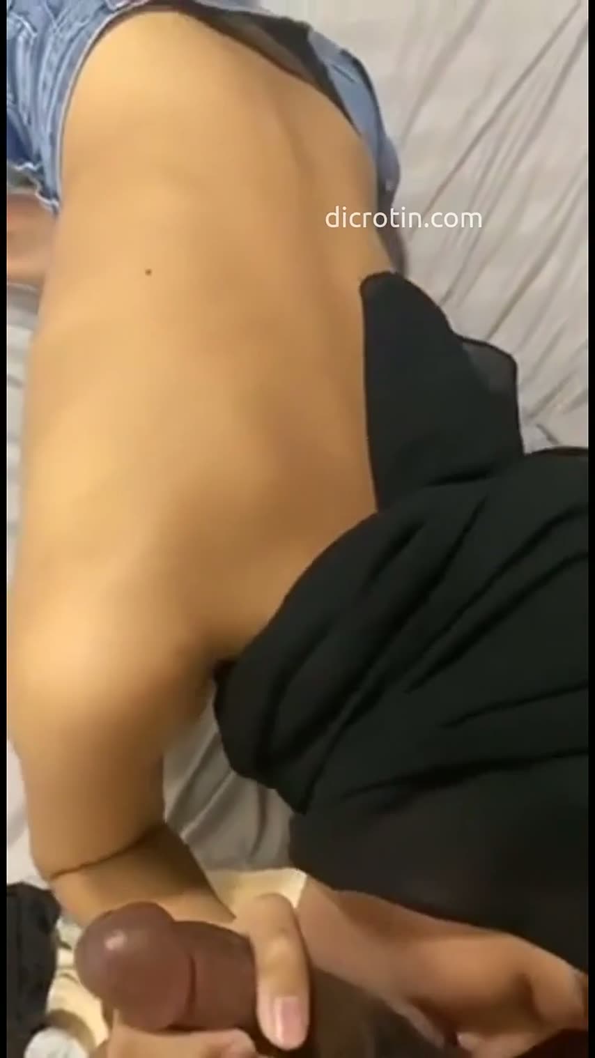 Skandal Istri Orang Ketagihan Kontol Gede Temen Suami