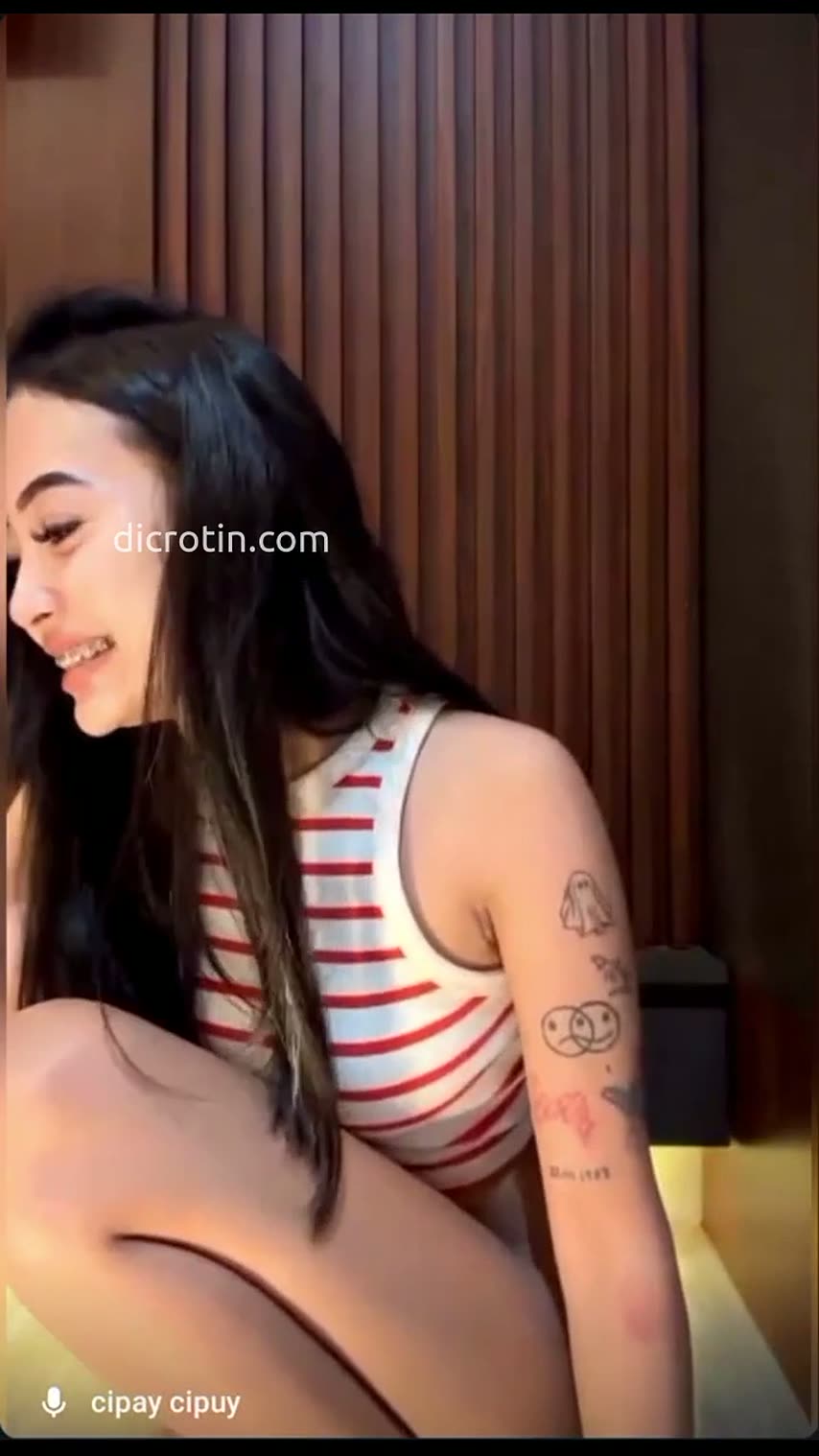 Update Live Host Cipa Cipawel Cantik Seksi